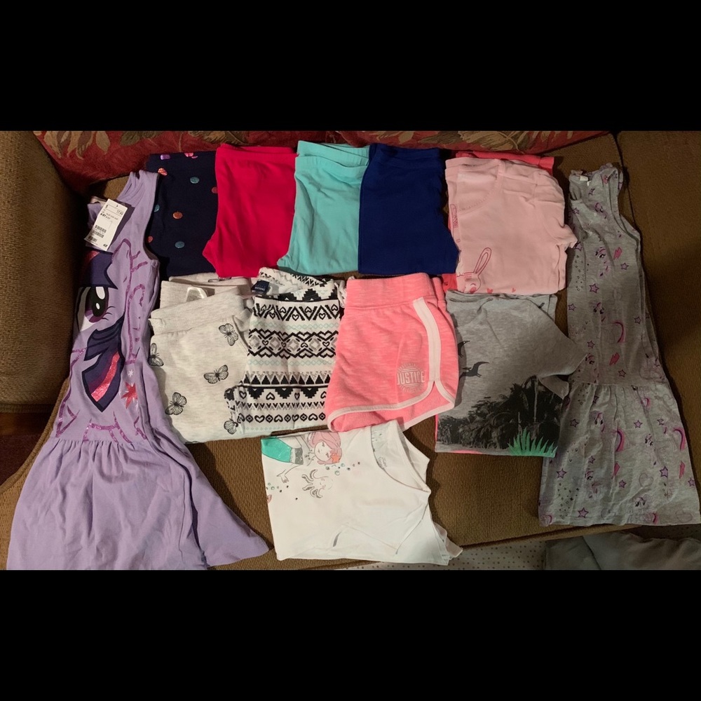 Girls mix lot of clothes size 8
